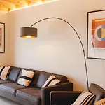 Bravissimo Canigó, Spacious&with Large Terrace Apartamento Gerona