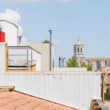 Bravissimo Canigo, Spacious And With Large Terrace Apartment Girona