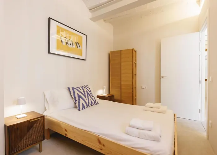 Bravissimo Canigo, Spacious And With Large Terrace 아파트
