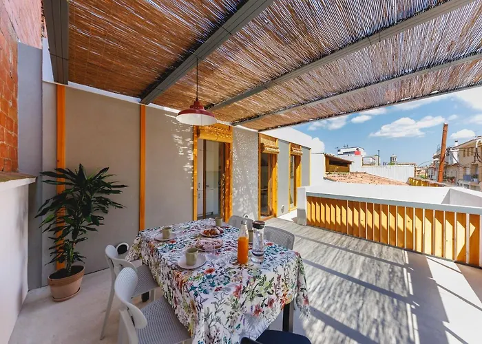 아파트 Bravissimo Canigo, Spacious And With Large Terrace 지로나