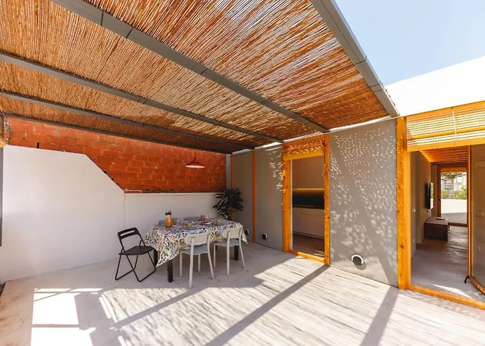 Bravissimo Canigo, Spacious And With Large Terrace 아파트 지로나