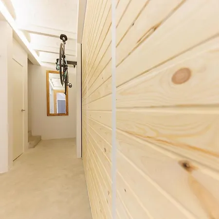 Apartman Bravissimo Canigo, Spacious And With Large Terrace Girona